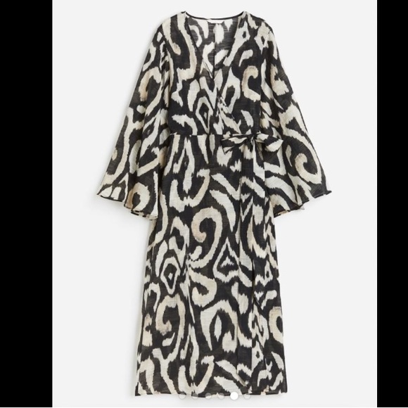 H&M Wrap Long Dress with Flared Sleeves - Picture 5 of 6